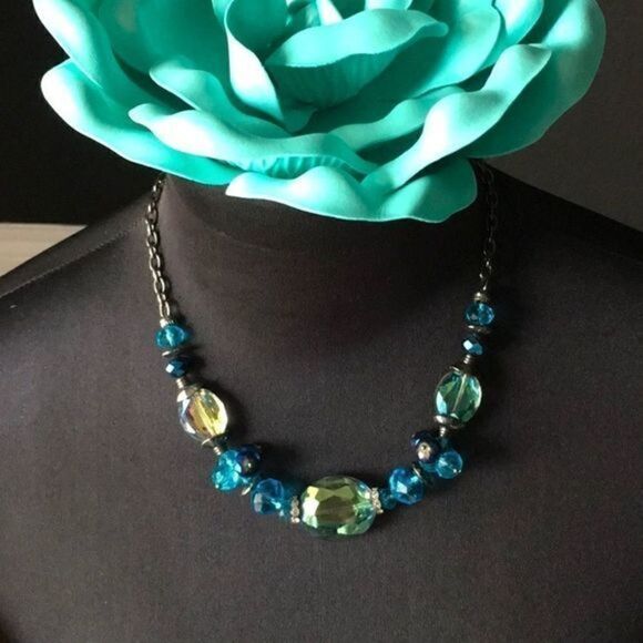 Necklace   - Picture 3 of 4